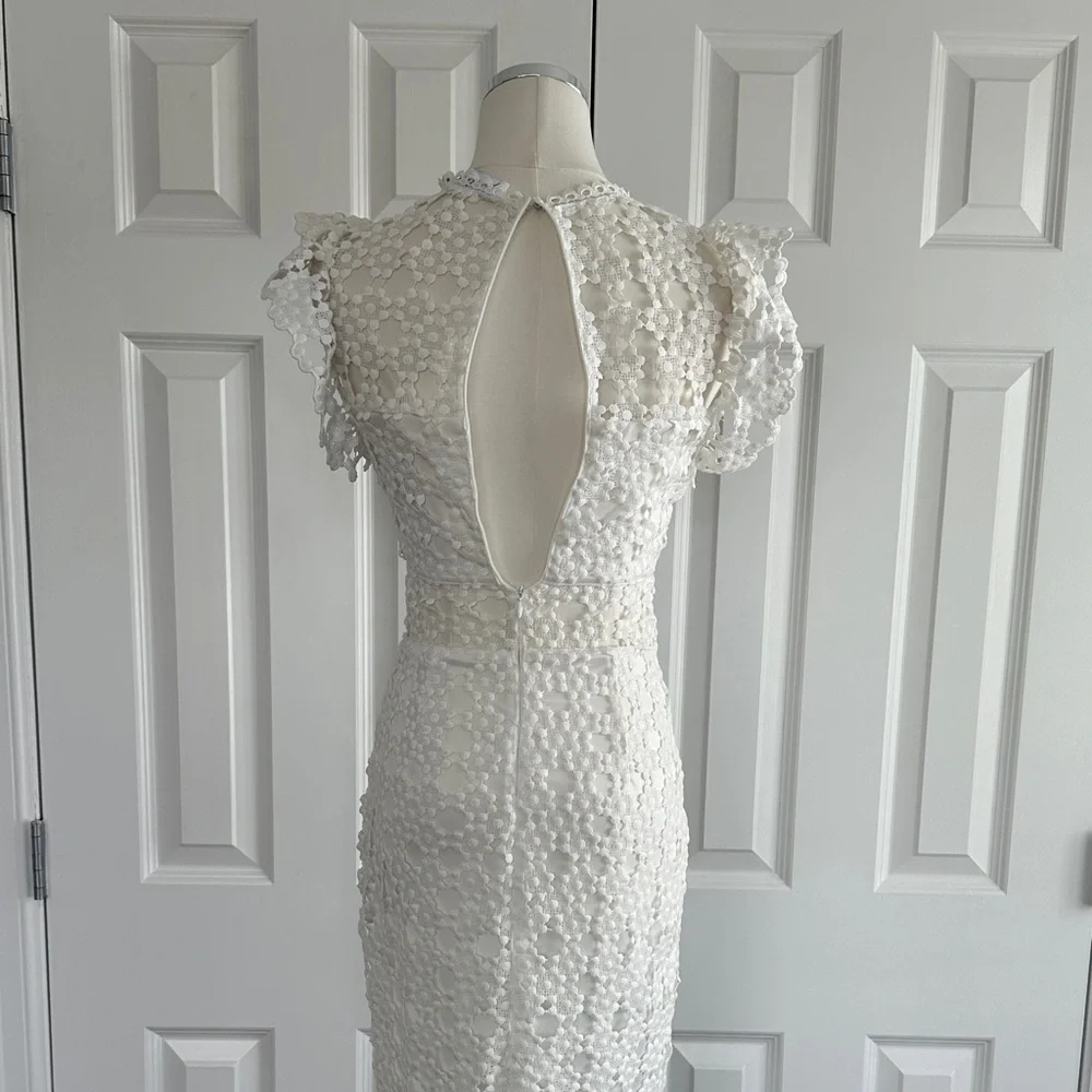 Petal & Pup White Crochet Overlay High Neck Bridal Rehersal Midi Dress Size 0 - Picture 12 of 17